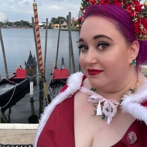 Meet your Posher, Tiffany